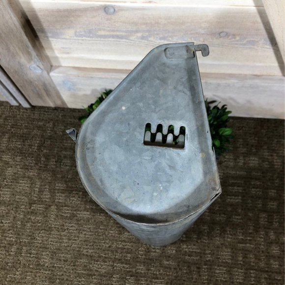 Authentic Galvanized Chicken Feeder - Picture 4 of 11